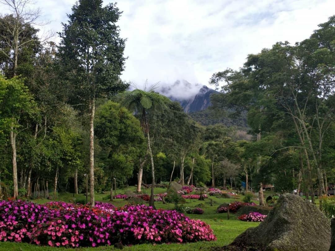 Отель Spring Garden Kundasang Экстерьер фото